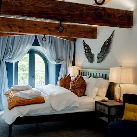 Luxurious One Bedroom House Embsay